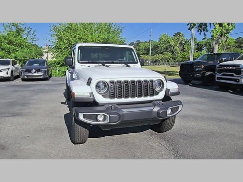 New 2026 Jeep Gladiator Sport AWD/4WD image 39