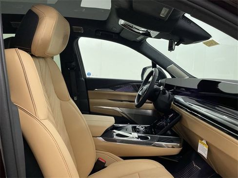 New 2025 Cadillac Escalade IQ Luxury 2 image 24