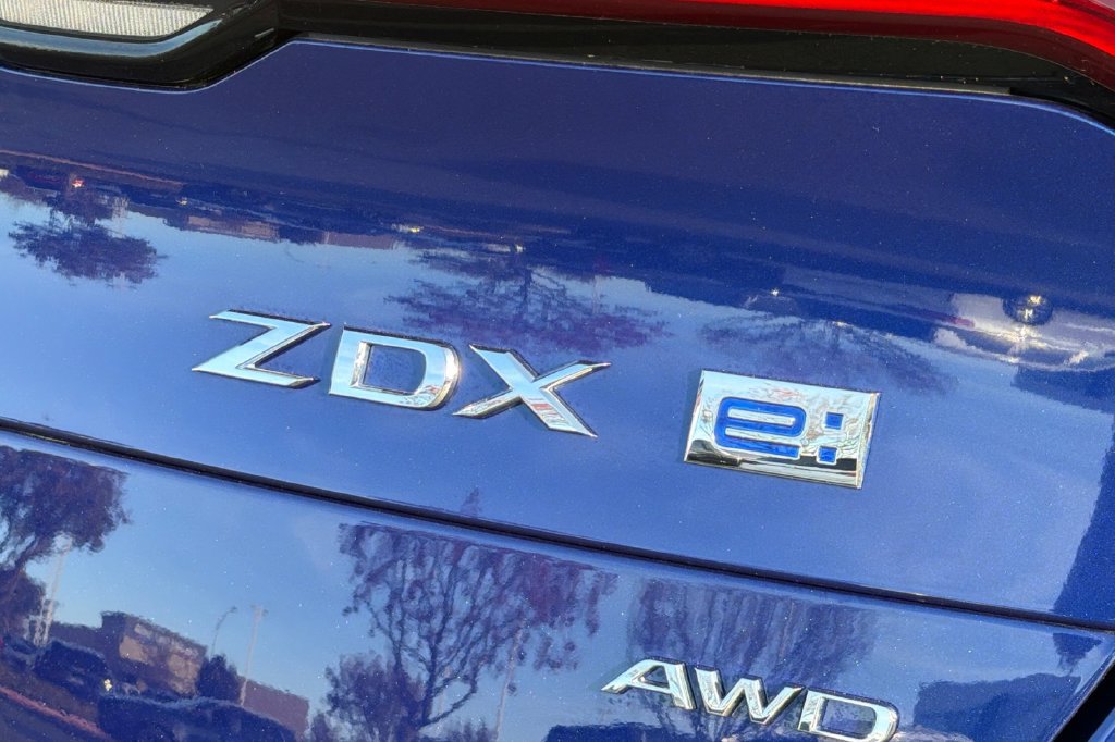 Used 2024 Acura ZDX A-Spec AWD/4WD image 28