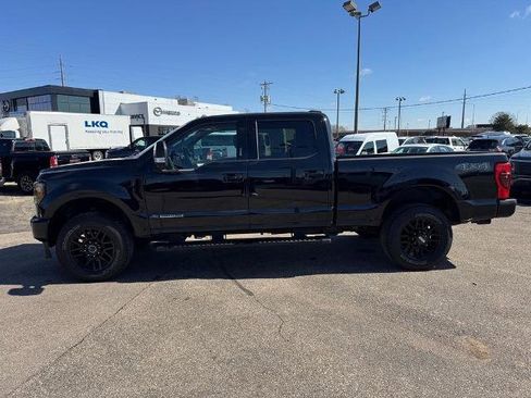 Certified 2020 Ford F350 Lariat image 3