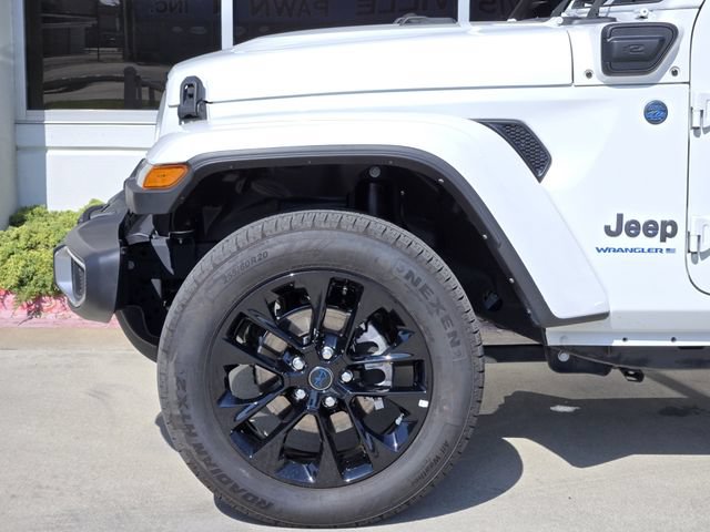 Certified 2025 Jeep Wrangler Unlimited Sahara w/ Safety Group AWD/4WD image 8