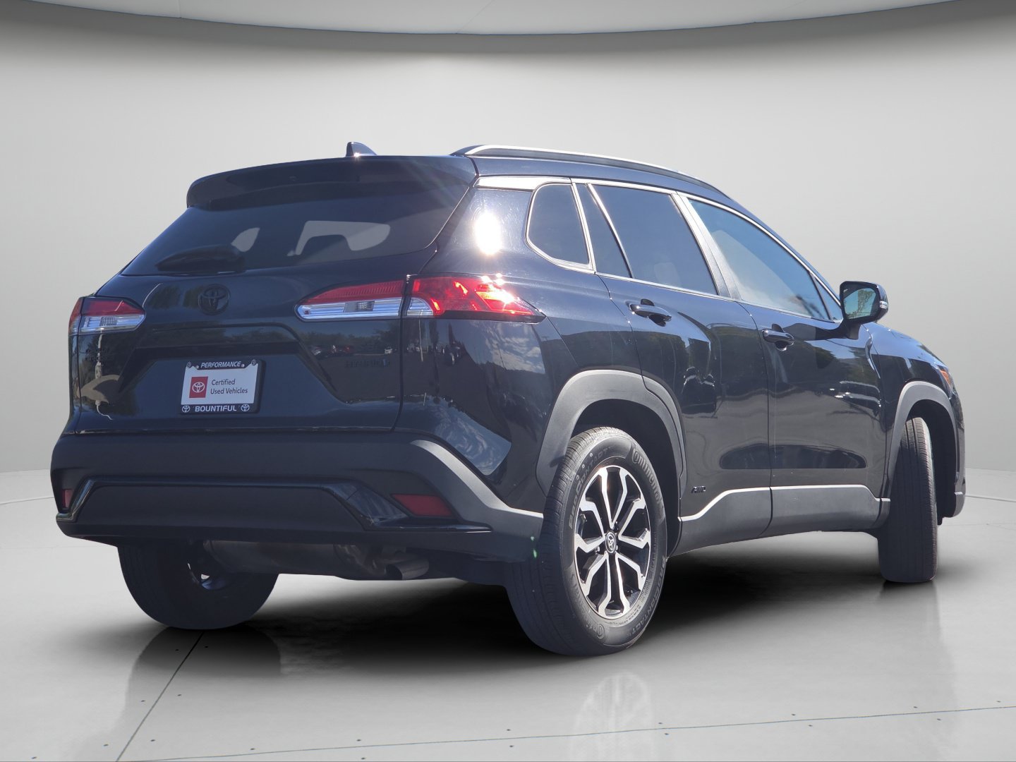 Certified 2024 Toyota Corolla Cross AWD Hybrid image 25