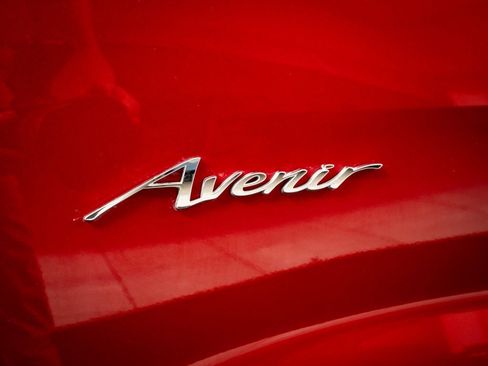 Used 2025 Buick Enclave Avenir w/ Super Cruise Package image 16