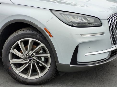 New 2025 Lincoln Corsair Premiere w/ Equipment Group 101A image 3