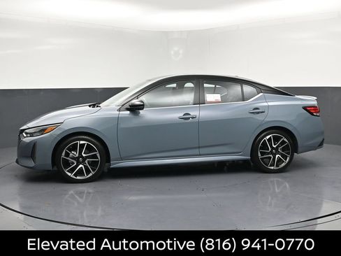 Certified 2025 Nissan Sentra SR w/ SR Premium Package FWD image 2
