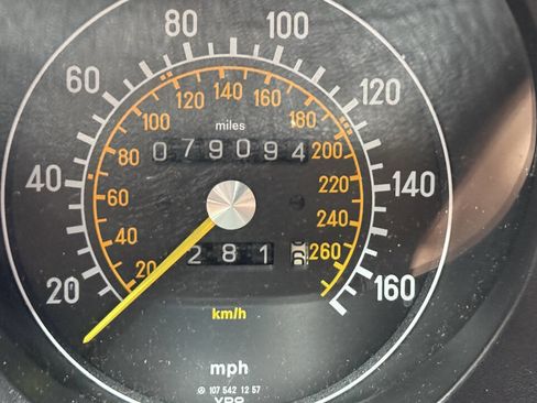 Used 1988 Mercedes-Benz 560 SL image 57