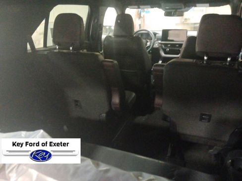New 2026 Ford Explorer Platinum image 12