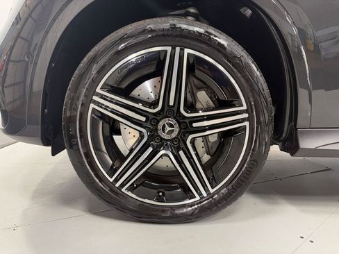 Used 2025 Mercedes-Benz GLC 350e GLC 350e w/ AMG Line image 39