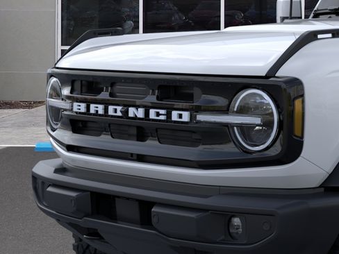 New 2026 Ford Bronco Outer Banks w/ Sasquatch Package AWD/4WD image 19