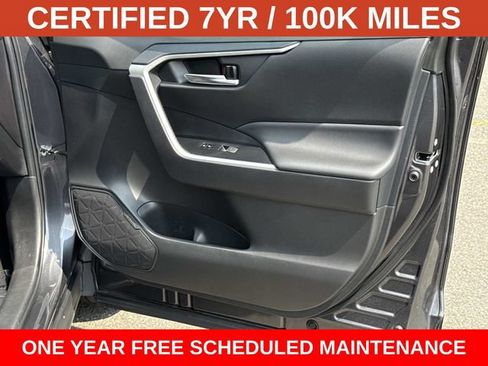 Used 2024 Toyota RAV4 XLE AWD/4WD image 8