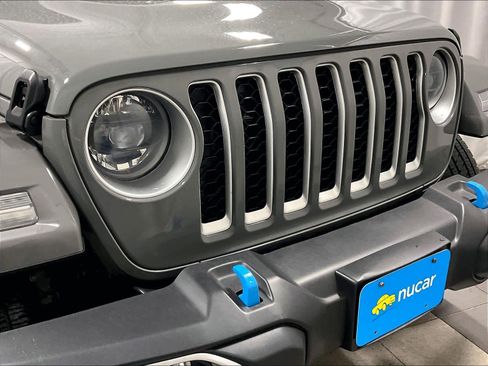 Used 2023 Jeep Wrangler Sahara w/ Cold Weather Group image 31