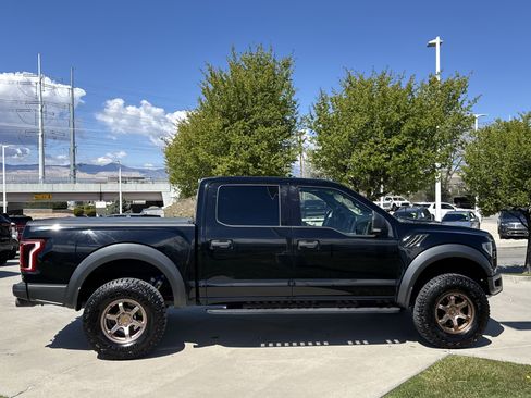 Used 2018 Ford F150 Raptor AWD/4WD image 6