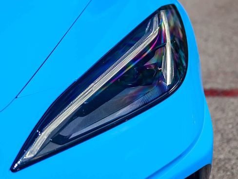 Used 2023 Chevrolet Corvette Stingray Coupe w/ Z51 Performance Package RWD image 10