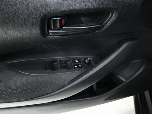 Used 2023 Toyota Corolla LE image 18