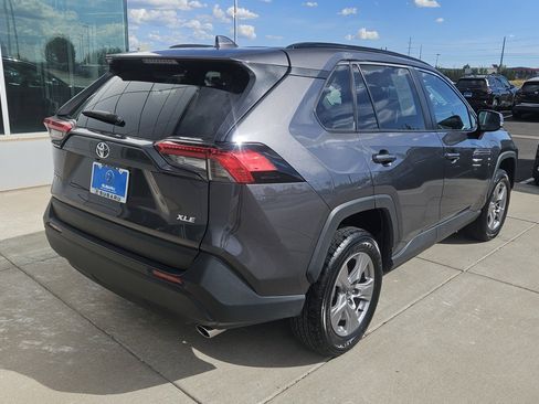Used 2025 Toyota RAV4 XLE FWD image 5