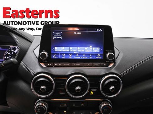 Used 2022 Nissan Sentra SV FWD image 11