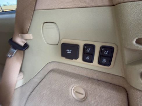 Used 2009 Mercedes-Benz GL 450 GL 450 4MATIC AWD 4dr SUV image 37