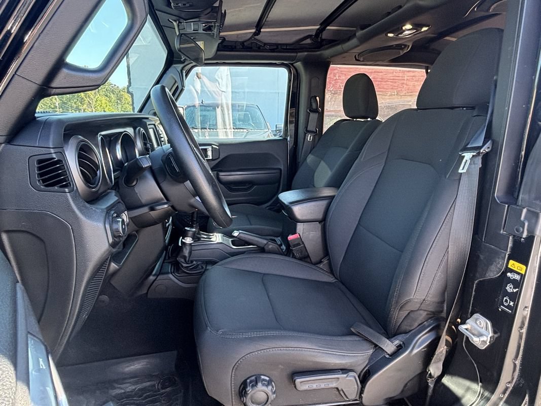 Used 2020 Jeep Wrangler Sport AWD/4WD image 12