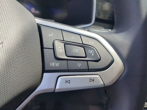 New 2026 Volkswagen Taos SE FWD image 28