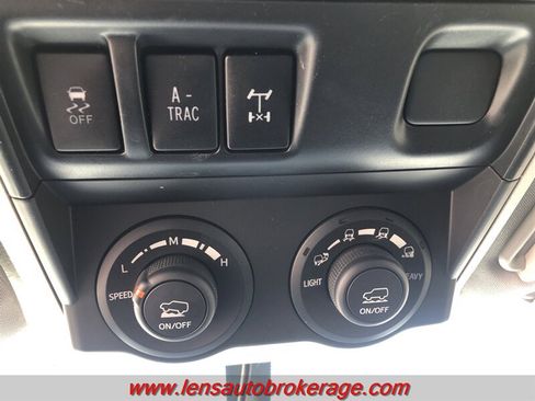 Used 2015 Toyota 4Runner TRD Pro AWD/4WD image 17