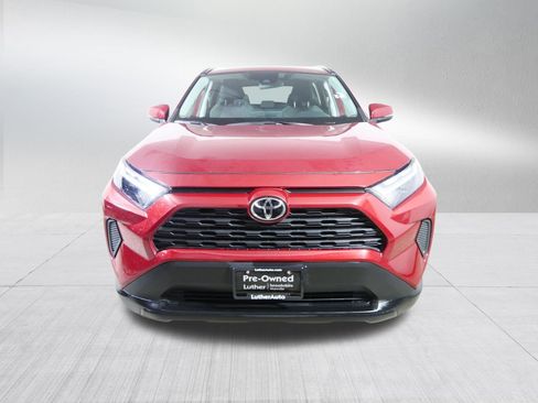 Certified 2022 Toyota RAV4 XLE w/ Convenience Package image 2