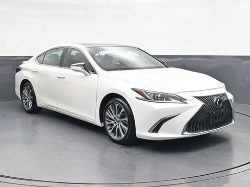 Used 2021 Lexus ES 350 w/ Premium Package FWD image 2