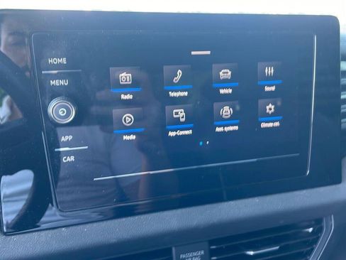 Used 2025 Volkswagen Jetta Sport FWD image 12