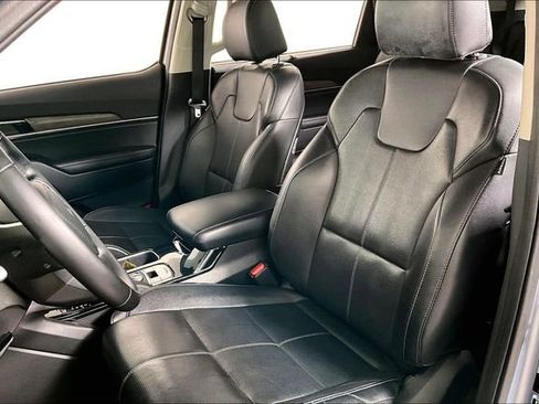 Used 2022 Kia Telluride SX image 25