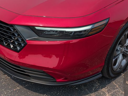 Used 2024 Honda Accord EX image 16