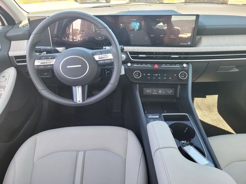 New 2025 Hyundai Sonata SEL image 11
