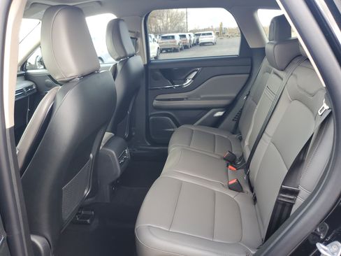 New 2026 Lincoln Corsair Premiere image 25