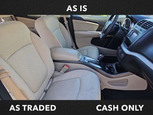 Used 2017 Dodge Journey SXT w/ Comfort/Convenience Group FWD image 10