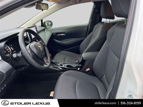 Used 2021 Toyota Corolla LE image 19