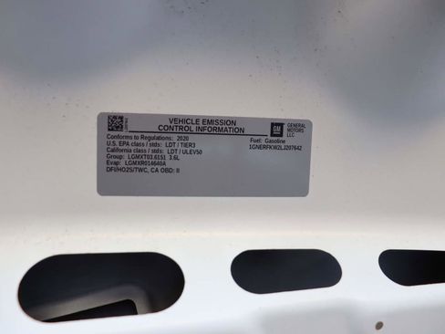 Used 2020 Chevrolet Traverse LS FWD image 6