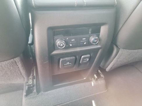 Used 2023 Chevrolet Traverse Premier w/ Redline Edition image 12