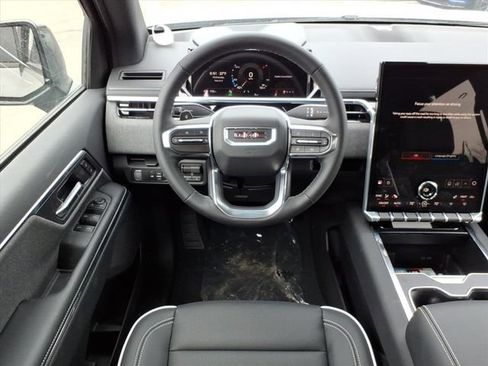 New 2026 GMC Sierra EV Elevation image 17