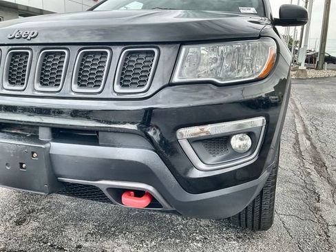 Used 2017 Jeep Compass Trailhawk w/ Leather Interior Group AWD/4WD image 34