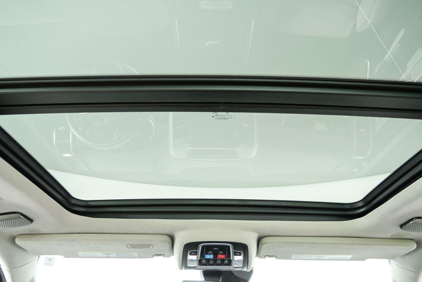 Used 2025 RAM 1500 Tungsten AWD/4WD image 22