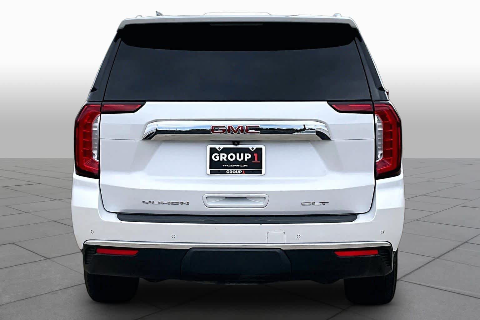 Used 2022 GMC Yukon SLT w/ SLT Premium Package RWD image 5