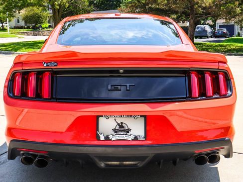Used 2015 Ford Mustang GT Premium RWD image 20
