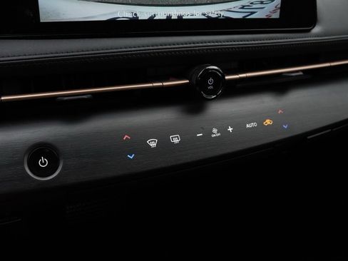 Certified 2024 Nissan Ariya ENGAGE e-4ORCE image 13