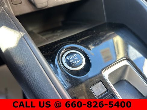 Used 2024 Nissan Versa SR image 22