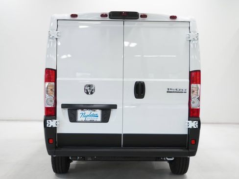 Used 2025 RAM ProMaster 1500 w/ Convenience Group image 6