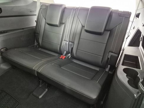 Used 2022 Volkswagen Atlas SE AWD/4WD image 28