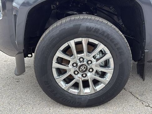 New 2026 Toyota Tacoma Limited AWD/4WD image 39