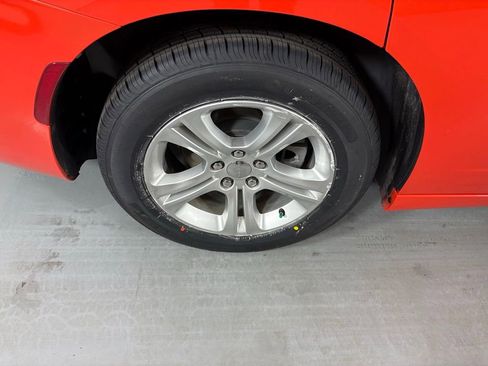 Used 2021 Dodge Charger SXT image 10