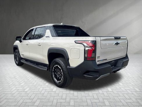 New 2026 Chevrolet Silverado EV Trail Boss w/ Premium Package image 3