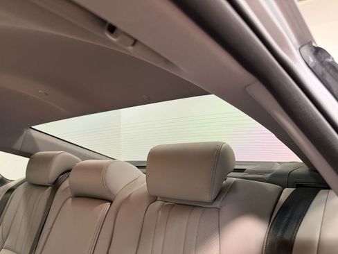 Used 2018 Honda Accord EX-L image 50