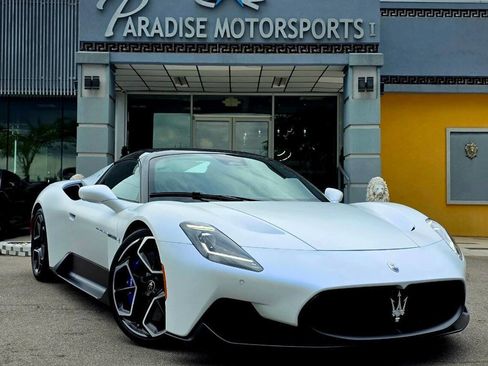 Used 2024 Maserati MC20 Cielo RWD image 3