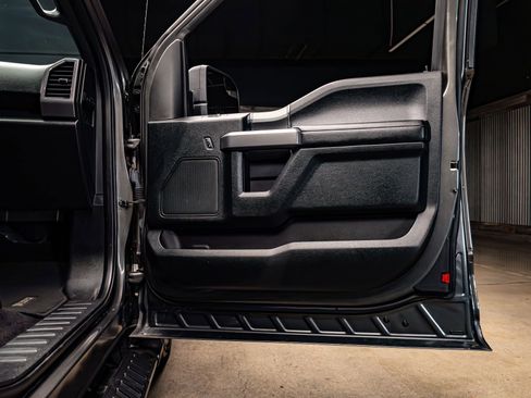 Used 2017 Ford F150 XLT w/ Equipment Group 301A Mid image 25